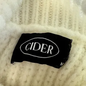 Cider Cable Knit Turtleneck Sweater Vest Ivory White Tie Side Cropped‎ Medium thumbnail 7