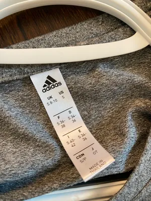 workout crop top thumbnail 2