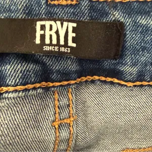 Frye Classic Blue Women's Jeans Size 31/12 thumbnail 6