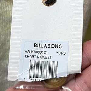 Billabong White Cap Short N Sweet Cropped Cardigan Sweater Size Medium thumbnail 5