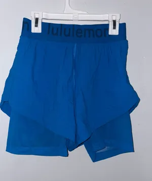 Lululemon shorts thumbnail 1