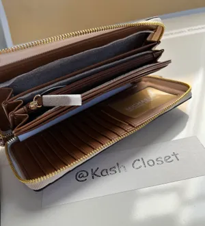 Michael Kors Large Logo Travel Continental Wallet/Wristlet - Vanilla thumbnail 7