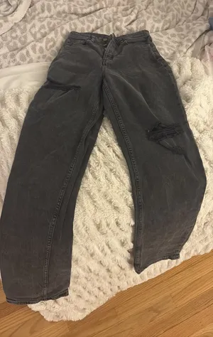 H&M Black Jeans High-Waisted thumbnail 1