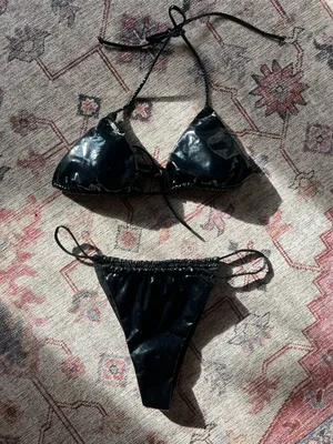 Sexy Black Leather Bikini thumbnail 1