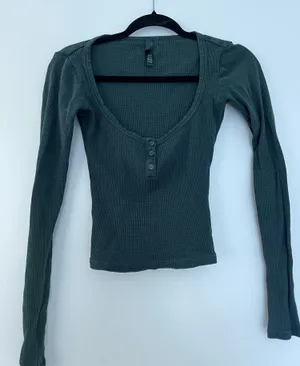 Skims long sleeve and shorts thumbnail 1