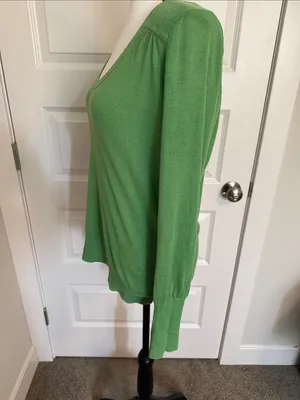 Loft| Green Scoop Neck Lightweight Long Sleeve Sweater with ribbed accents thumbnail 5