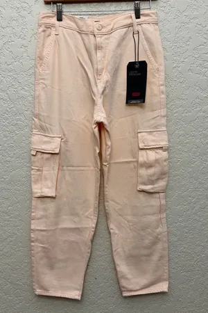 Levi's Loose Cargo Women's Pants thumbnail 1