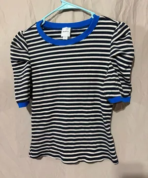 Maeve T-shirt thumbnail 1