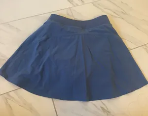 Lululemon skirt size 2 thumbnail 1