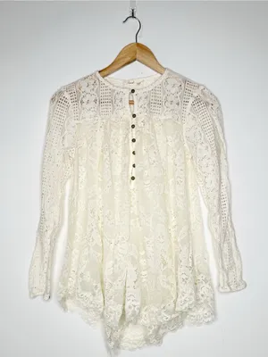 Anthropologie Floreat Cream Lace Henley Top Size 6 thumbnail 2