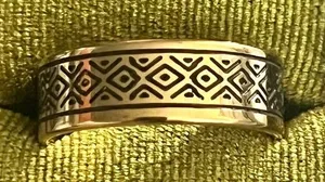 Geometric Pattern Band Ring Gold Plated 8mm Band Size 10 thumbnail 1