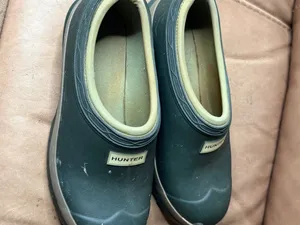 Hunter Green Garden Clogs thumbnail 2