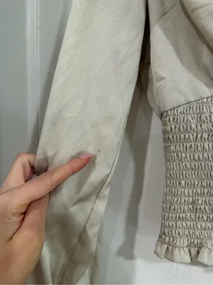 Gianni Bini Cream V-Neck Smocked-Waist Long Sleeve Blouse XS thumbnail 4