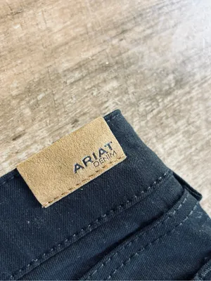 Ariat Perfect Rise Skinny Jeans in black 28"W x 30" inseam women's thumbnail 7