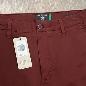 NWT DOCKERS Weekend Chinos Ankle Water<less Women's Size 29 Brown Pants thumbnail 4