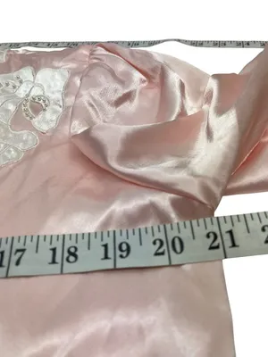 Vintage Victorias Secret Pink Satin Floral Embroidered Robe W/Scalloped Edges SM thumbnail 8