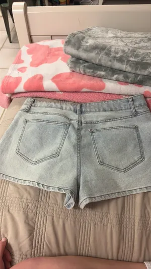 No Boundaries Jean Shorts thumbnail 3