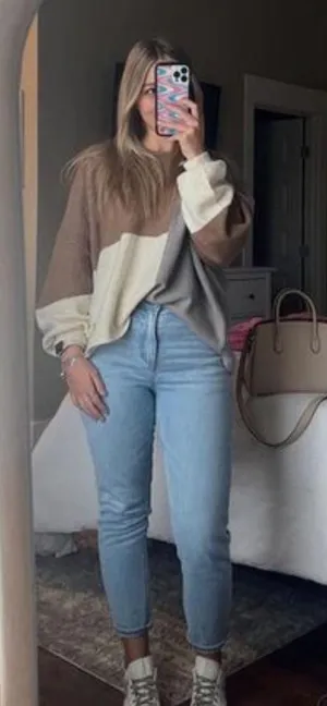 Mom Jeans thumbnail 1