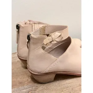 Kelsi Dagger Brooklyn Tan Leather Cutout Ankle Booties‎ Size 9 thumbnail 4