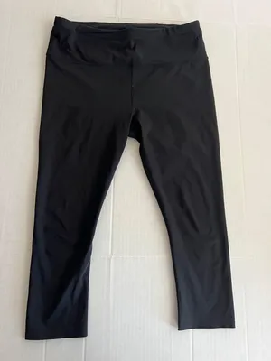 Accelerate Capri Leggings Size L thumbnail 1