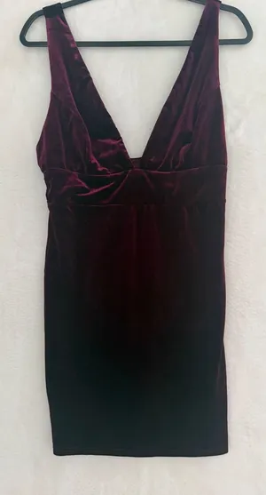 Lulus Velvet Mini Dress Womens Large Burgundy Wine Deep V-Neck Cocktail Party L thumbnail 1