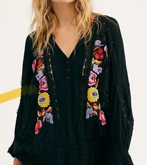 Free People Serafina Black Embroidered Lace Crochet Boho Festival Blouse Top M thumbnail 1