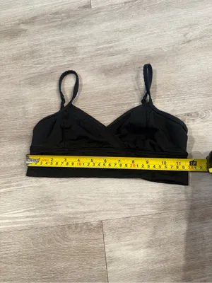 Lululemon Ujjayi Bra in Black Size 4 thumbnail 9