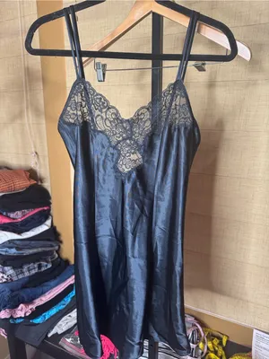 Vintage Victoria’s Secret Black Satin Lace Chemise Slip Nightgown Size Small thumbnail 2