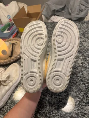 Nike Air Force 1 thumbnail 4