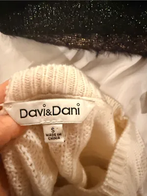 DAVI & DANI Ivory Knit Sweater with Eyelet Lace Balloon Sleeves thumbnail 5