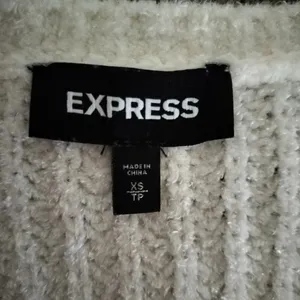Express Size XS Cropped V Neck Sweater Chenille Ribbed Knit Ivory Oversized Boxy thumbnail 3