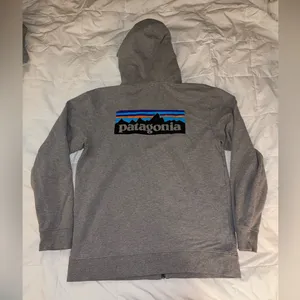 Patagonia Heather Gray Zip-Up Jacket Size Medium AS IS thumbnail 2