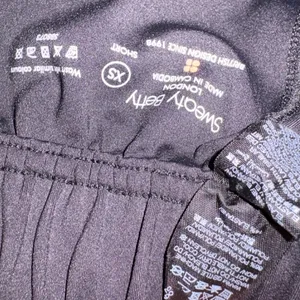 Sweaty Betty Pull-On‎ Trousers Black Tapered Hiking Travel Active Pants XS Short thumbnail 8