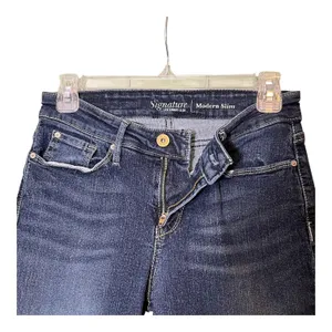 Signature By Levi Strauss & Co Jeans Womens 6 Blue Modern Slim Straight Denim thumbnail 4