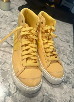 Nike Blazer Mid '77 yellow sneakers thumbnail 1