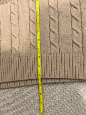 Commence cropped beige cable knit sweater thumbnail 8