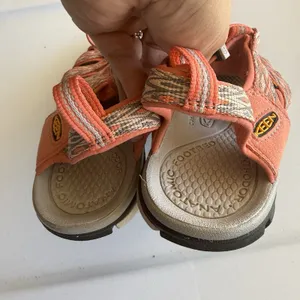 Keen Clearwater CNX Sandals Womens 8.5 Outdoor Hiking Water Shoes thumbnail 6