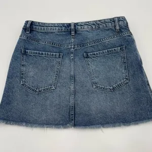Free People Denim Jean Mini Skirt Zipper Circle Pull Frayed Raw Sz 28 waist thumbnail 2