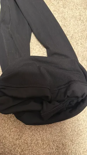 Black Lululemon Ribbed Leggings Align 2 28" Inseam Size 2 thumbnail 3