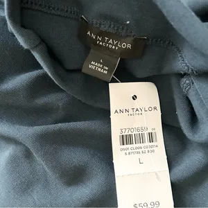 Ann Taylor Teal Long Sleeve Top with Button Detail NWT Lg thumbnail 4
