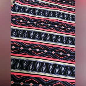 NWT Charlotte Russe Aztec Print Bodycon Mini Pencil Skirt thumbnail 2