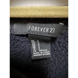 Forever 21 Keep Your Cool Graphic Sweatshirt Women S Black Vintage Wash Crewneck thumbnail 4