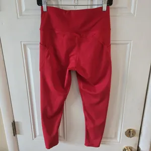 DYCE Active Red Cropped Leggings Womens Medium Athleisure Gym Yoga Pockets thumbnail 2