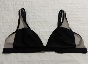 Victoria's Secret Unlined Bralette Sz M Medium Black With Nude Mesh thumbnail 1
