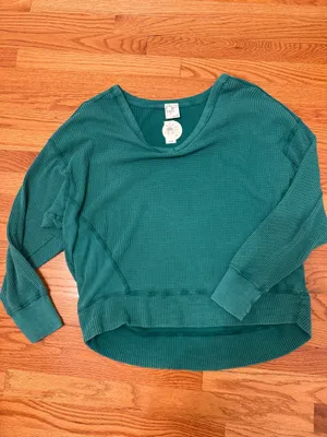 OFFLINE by Aerie green waffle knit weater thumbnail 2
