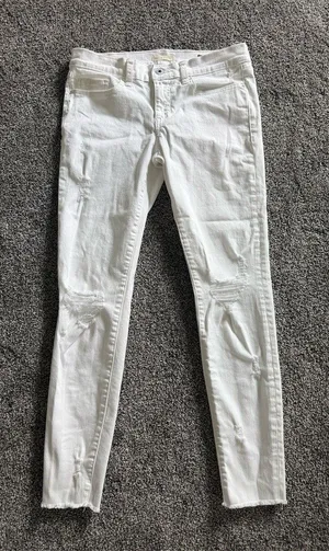 Stevie Hender Jeans Womens Size 9 White Skinny Slim Distressed Raw Hem thumbnail 1