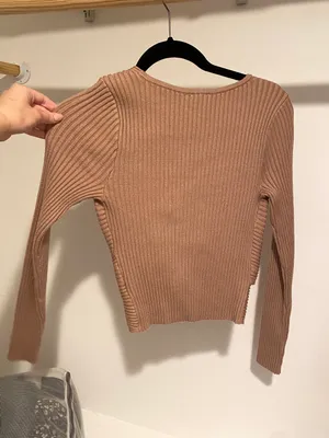 Abercrombie Sweater Top Size M thumbnail 3