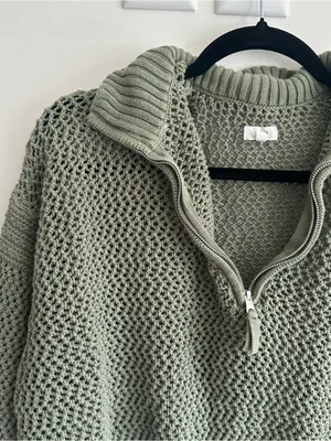 Aerie Olive Green Knitted Cropped Pullover thumbnail 3