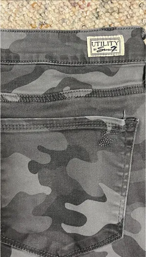 Seven7 Camo 7 Skinny Grey Utility Ankle Pants 6 thumbnail 2