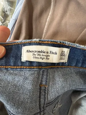 Abercrombie High-Rise Jeans 90s Straight thumbnail 2